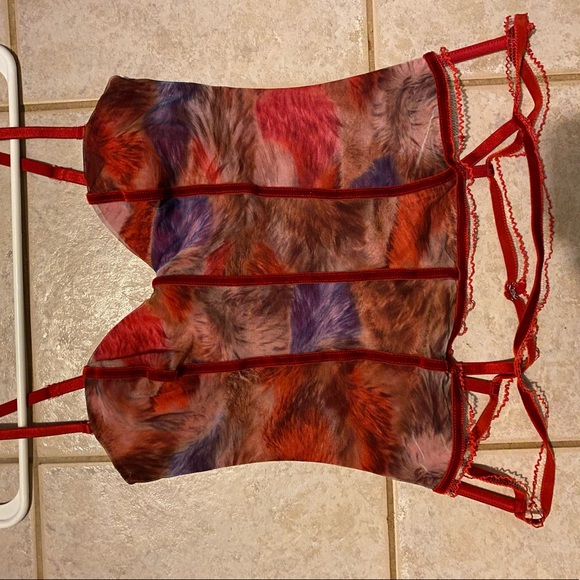 Red corset top - Picture 3 of 6